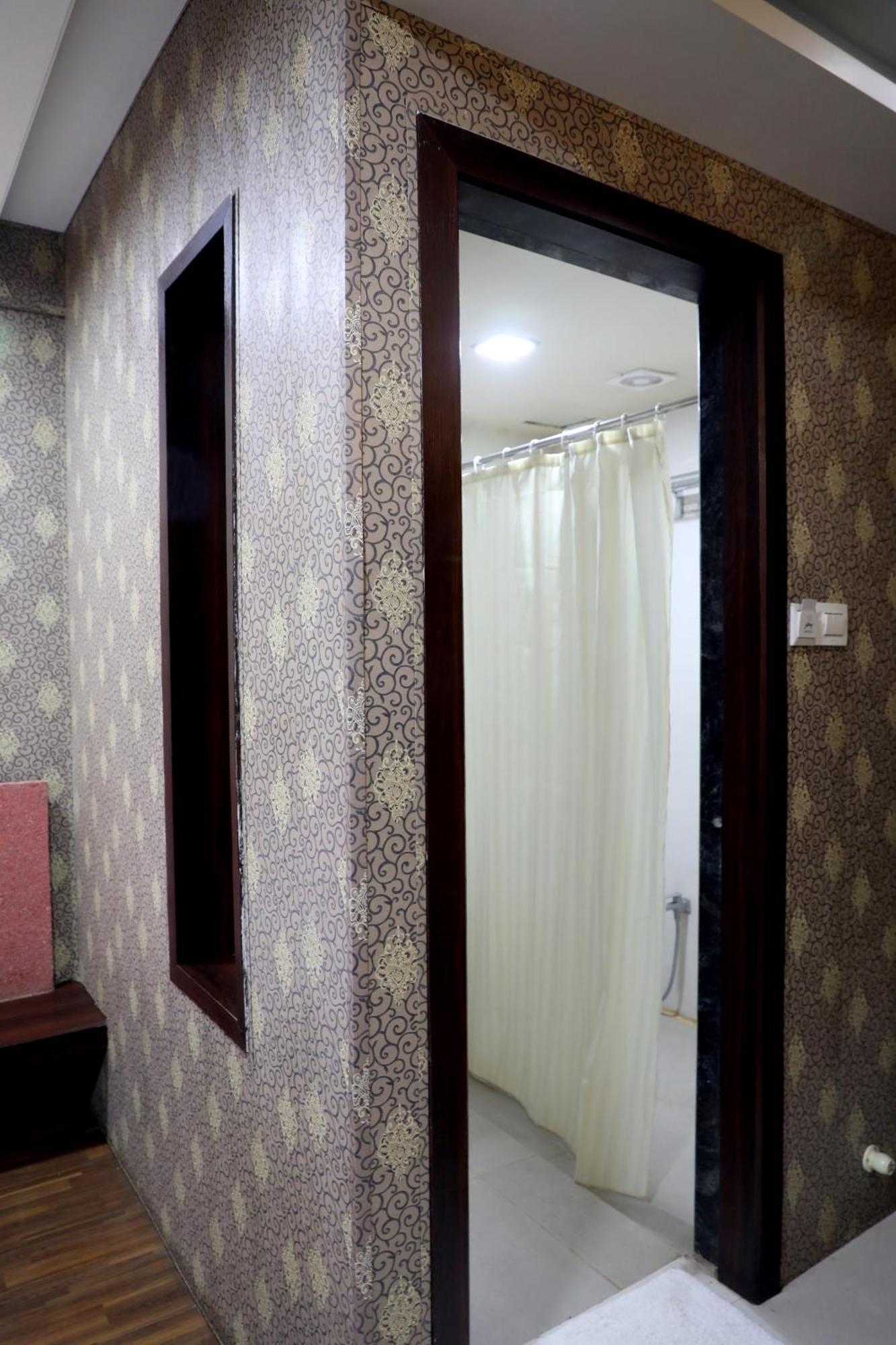 Hotel Pearls Aurangabad  Exterior photo