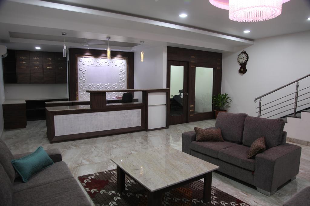 Hotel Pearls Aurangabad  Exterior photo