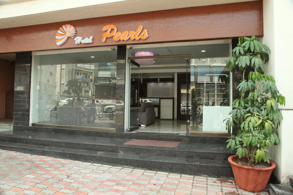 Hotel Pearls Aurangabad  Exterior photo